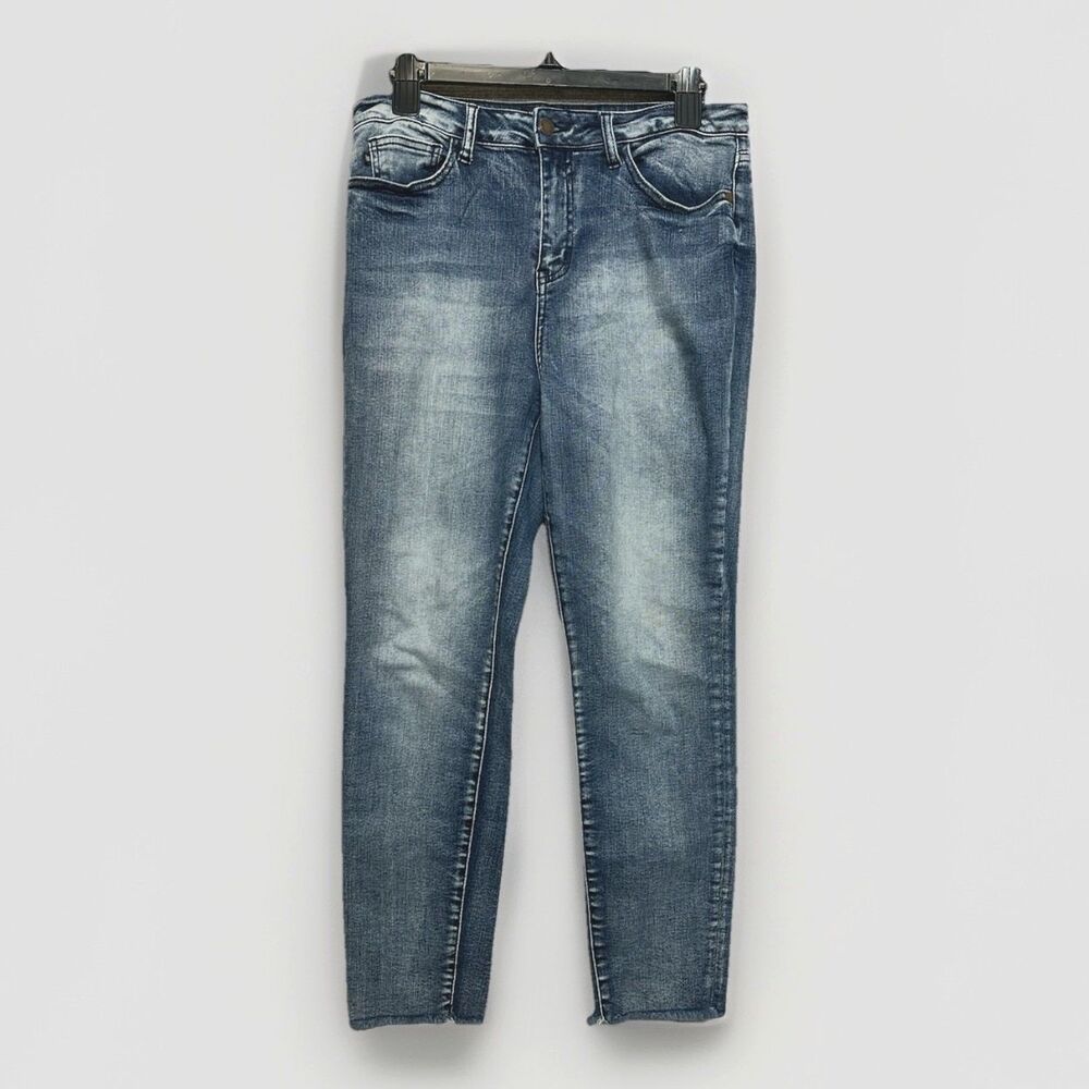 Judy Blue Los Angeles Women's Size 11/30 Relaxed Fit Blue Denim Jeans Raw Hem